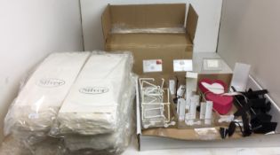 Five hundred "Silver" boxes in original packaging,