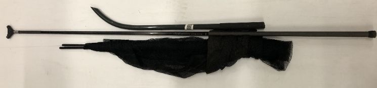 A Fox 'Warrior' 42" landing net (CWH Ref: S08)