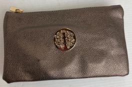 6 x Silver/grey coloured Long & Son London small cross body bags (RRP - £32 each) (CWH Ref: J12)