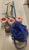 10 x assorted items to include 2 sash cramps, grass rake, hand held garden cultivator, post shovel,