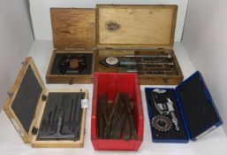 4 x items - a Linear electronic micrometer, Hortsman thread caliper gauge,