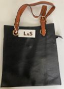 Approximately 40 x Long & Son London bla
