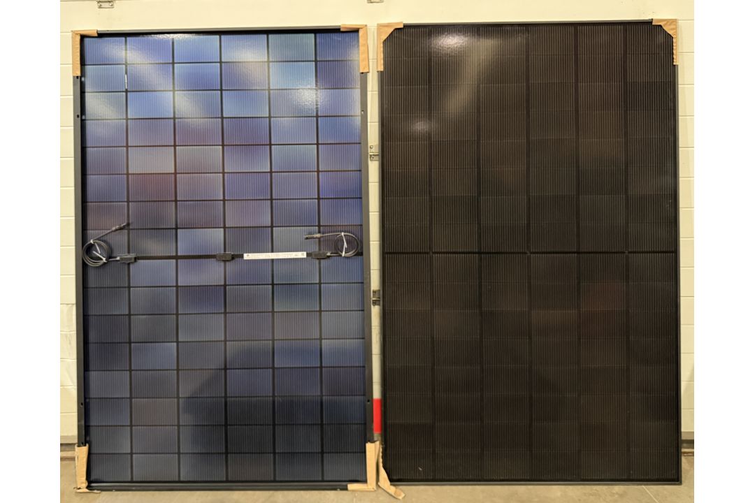 4 x Astronergy 455W bifacial solar panels, model CHSM48RN(DG)(BLH)/F-BH ...