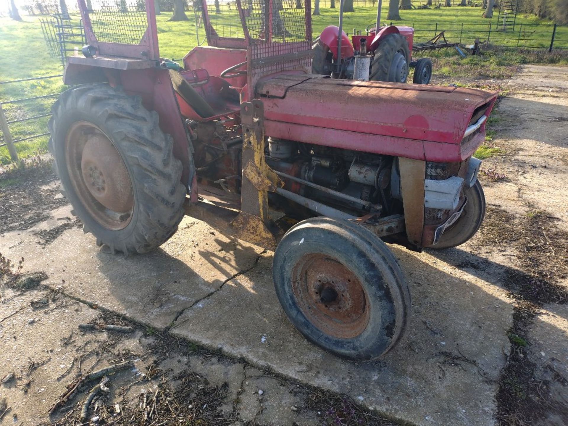Massey Ferguson 135 with Fore end loader, 35,320 hours, Reg: RBJ 7IF, no VAT on this lot. - Image 9 of 11