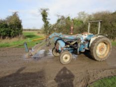 Ford 4000 2wd tractor, 5,097 hours c/w front end loader with bale spike and grain bucket.