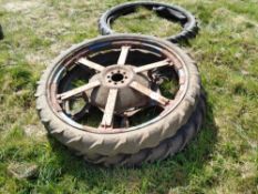 Pair narrow wheels and tyres Goodyear 6.