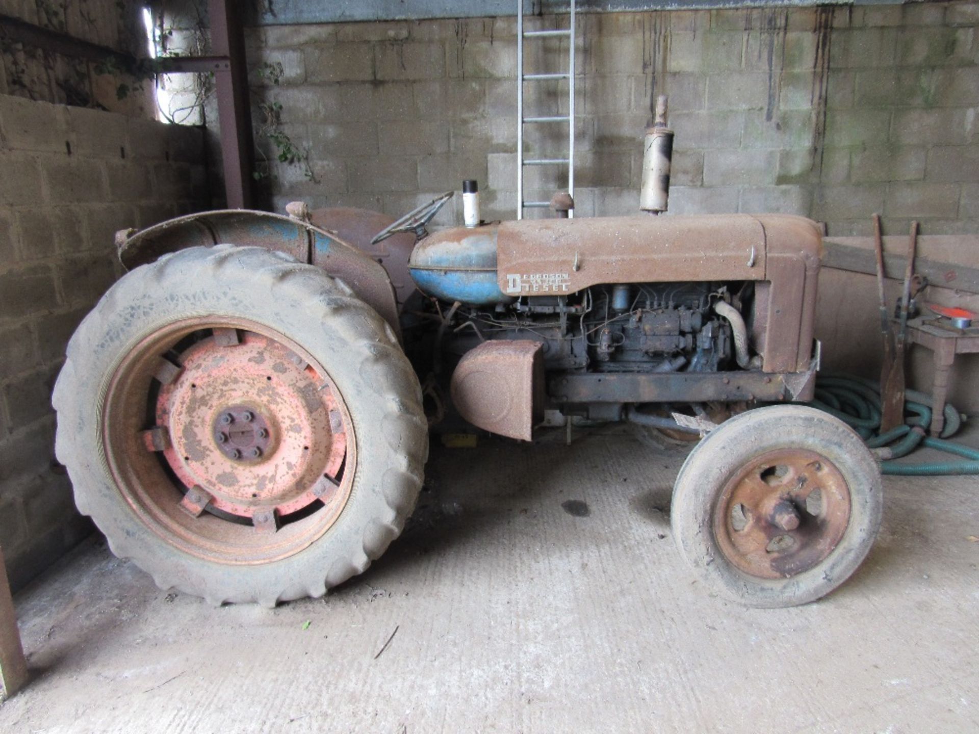 Fordson Major, diesel, 6,282 hours, advised working order, with Pulley drive. - Image 3 of 12