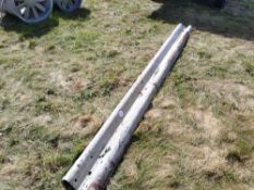 3no. Crash barrier section