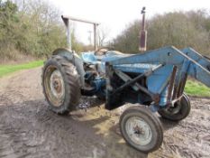 Ford 4000 2wd tractor, 5,097 hours c/w front end loader with bale spike and grain bucket.