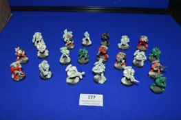 Warhammer 40K Plastic Miniatures (some painted)