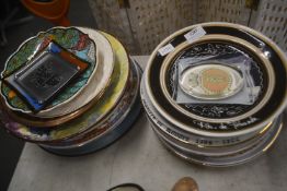 Quantity of Souvenir Plates Including Greece, Turkiye, Australia, etc.