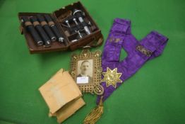 Rowi Camera Mounting Kit in Case etc.