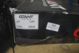 *Giant Footwear Work Boots Size: 11