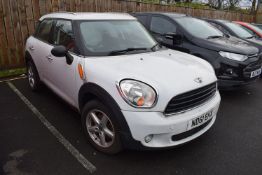 Mini One Countryman Reg: ND61 EHX, 54916 Miles, 1598cc, 6-speed Manual, DFR: November 2011, has Key,