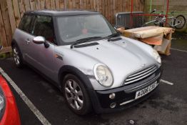 Mini Cooper Reg: AO06 CXG, 105394 Miles, MOT: 16/09/2026, 1598cc, 5-speed Manual, DFR: 01/03/