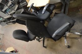 *4x Black Swivel Chairs