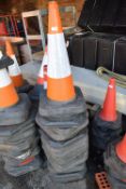 *14x Traffic Cones