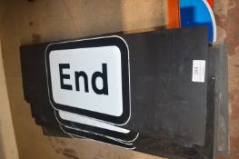 *~17x End Signs