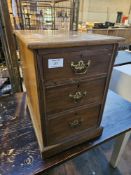 * Side Table - 400w x 530d x 590h