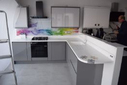 *L-Shape Kitchen Display 260x260cm with High Gloss Grey Flush Doors, Seamless Work Surface,