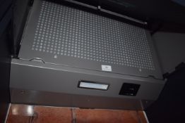 *Integrated Extraction Canopy UB1NTD605V1 (not including door)