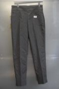 *Hilary Radley Hounds Tooth Black/Grey Trousers Size: 10