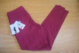 *Tuff Berry Pink Active Leggings with Pockets Size: M