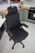 *Contemporary Highback Executive Office Chair