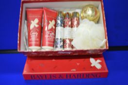 *Bayliss & Harding Fuzzy Duck Toiletry Giftset