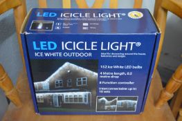 *Outdoor LED Icicle Lights 4m