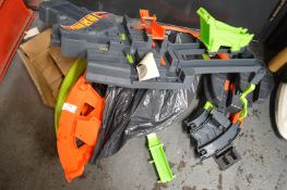*Hot Wheels Colossal Crash Track Set