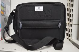 *Titan Expandable Cooling Lunchbox