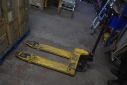 *Challenger 2-ton Pallet Truck