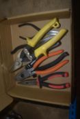 Quantity of Pliers and Tin Snips
