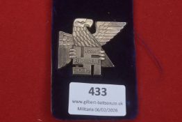 Third Reich NSDAP Thüringen “Für Treue” Political Badge, die-struck metal example depicting an eagle