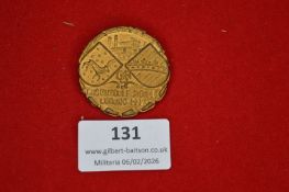 German civic commemorative badge, circular bronze issue with laurel wreath border enclosing