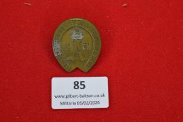 German Oldenburg regional association badge dated 1939, horseshoe-shaped design with crowned