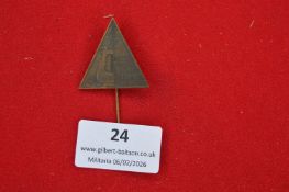German Deutsches Sängerbundfest Hannover stickpin, triangular bronze-toned example with lyre