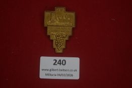 German wine-growing or civic congress badge, cross-shaped bronze example dated 1931, inscribed “