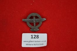 German aviation or gliding association badge, open circular bronze issue with stylised aircraft