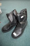 Pair of Men’s Black Ankle Boots Size: 11