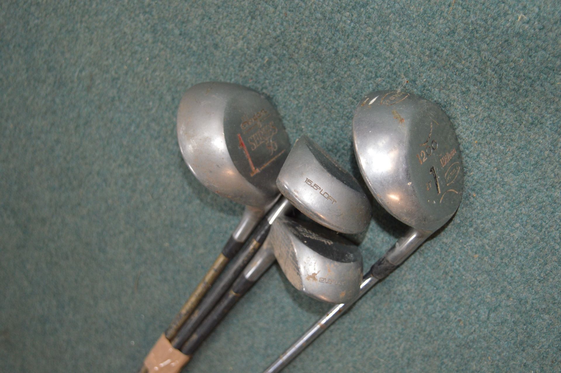 4x Assorted Golf Clubs - Image 2 of 2