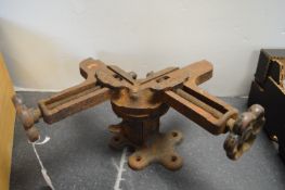 Stanley No. 400 Cast Iron Picture Framer’s Mitre Clamp