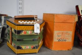 BM Concertina with Box