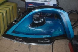 *Tefal Ultra Gliss Anti Calk+ Iron
