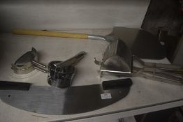 Pizza Shovel, Pizza Cutter, Hand Juicer, etc.