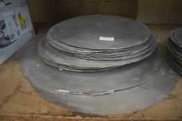 Assorted Aluminium Pizza Discs/Trays