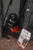 *Henry Vacuum Cleaner with Bags