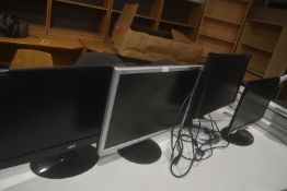 *4x Assorted Monitors