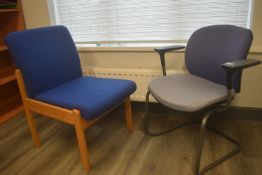 2x Assorted Office Chairs